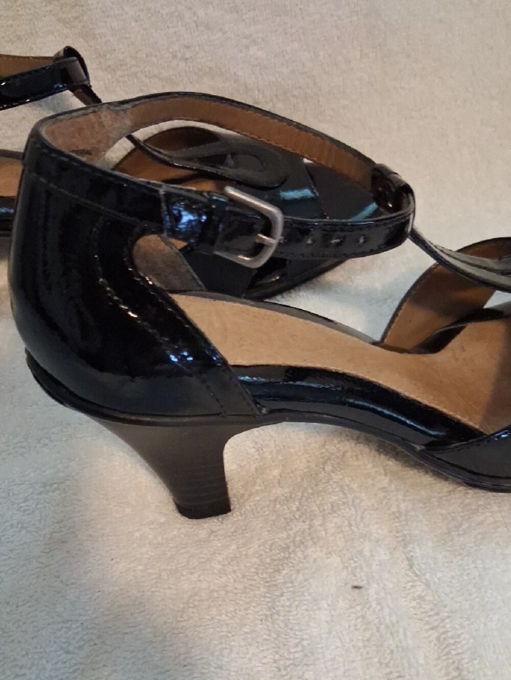 Comfortiva Black Patent T-Strap Platform Heels - Picture 9 of 9